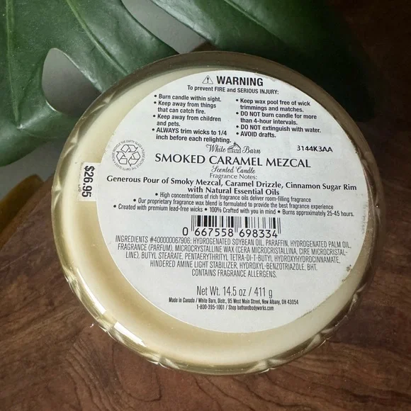 White Barn Smoked Caramel Mezcal Candle 2023 - Picture 3 of 5